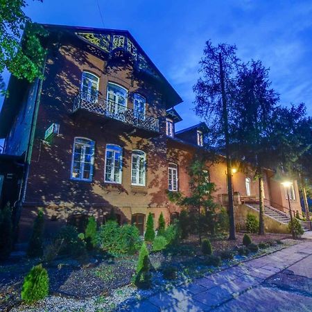 Savoy Bed & Breakfast Spała Exterior foto